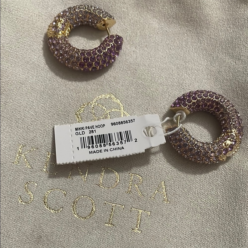 Kendra Scott Mikki Gold Pave Hoop Earrings in Purple Mauve - Picture 2 of 14